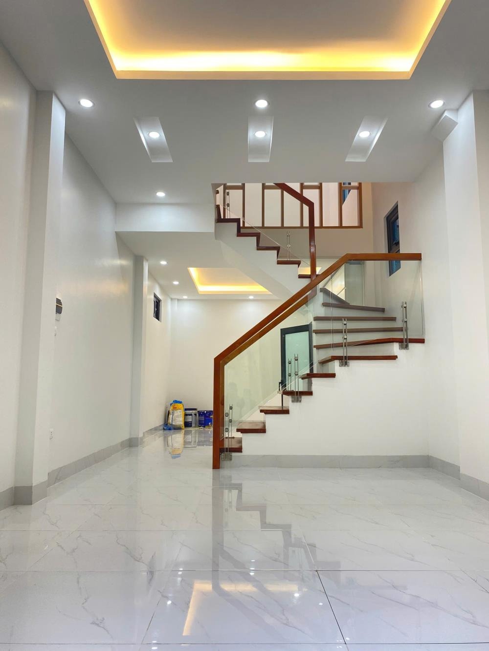 Bán nhà Tây Mỗ - 36m2, 5 tầng, gần Vincom Smart City - Giá 7.3 tỷ