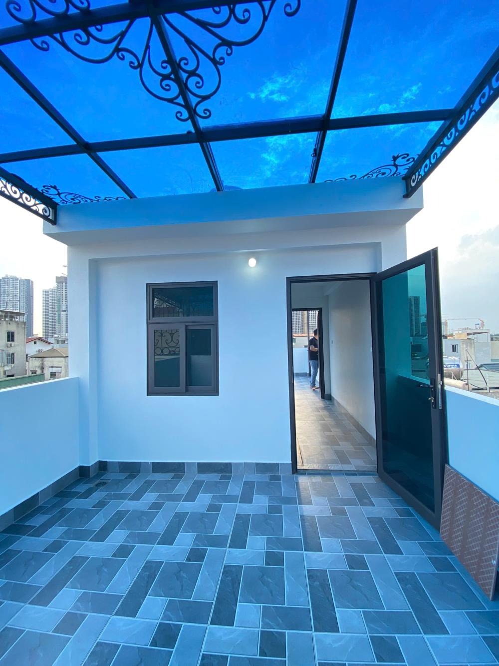 Bán nhà Tây Mỗ - 36m2, 5 tầng, gần Vincom Smart City - Giá 7.3 tỷ