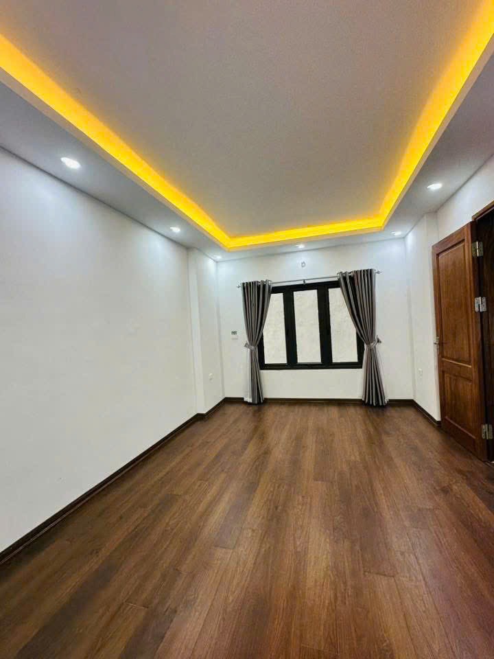 Nhà Mới Xây 100% - Vị Trí Đắc Địa - Kinh Doanh/Ở - Giá Tốt