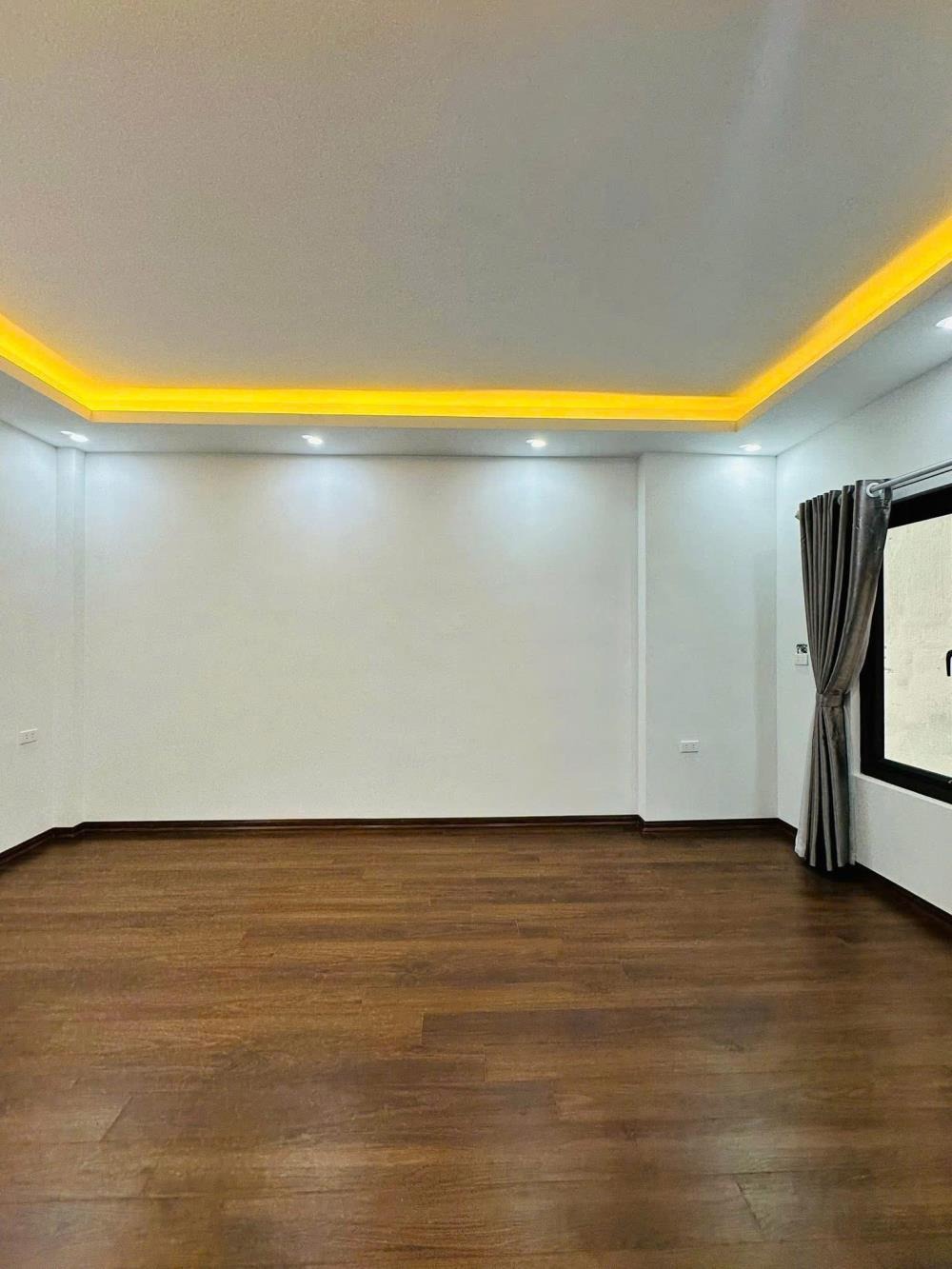 Nhà Mới Xây 100% - Vị Trí Đắc Địa - Kinh Doanh/Ở - Giá Tốt