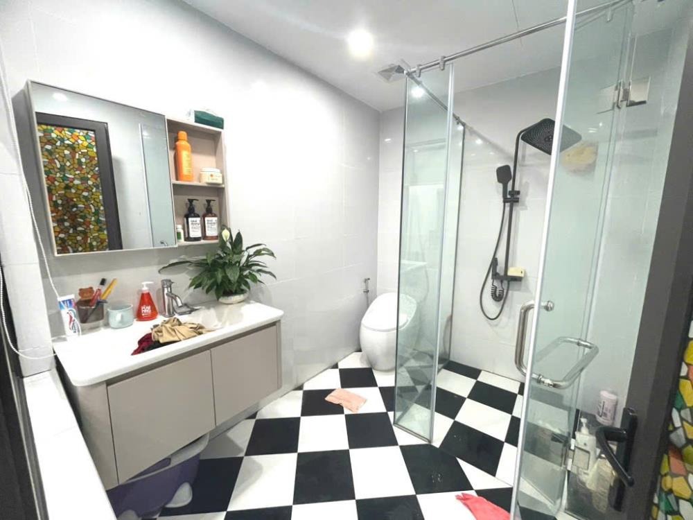Bán nhà riêng 9.2 tỷ - 4PN, 5WC, 4 tầng - Văn Miếu, Đống Đa, Hà Nội