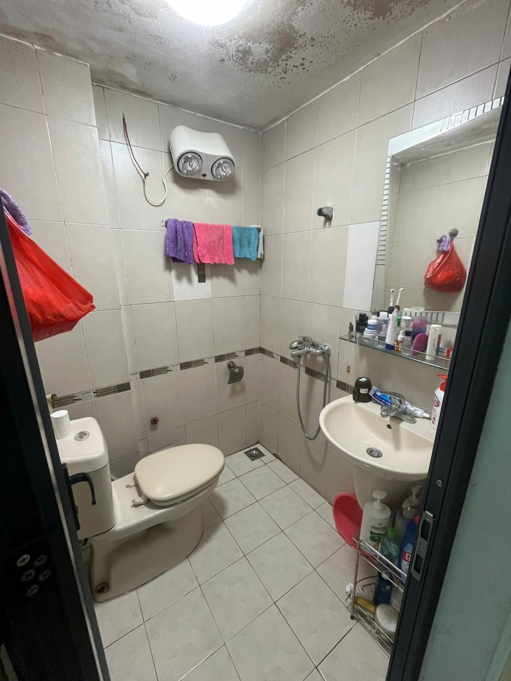 Cho Thuê Nhà Cầu Giấy - 48m2 - 3 Tầng - Ô Tô Đỗ Cửa - 22 Triệu