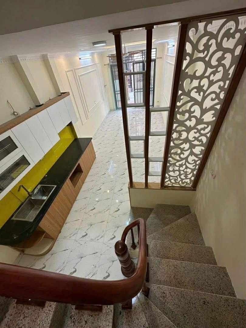 Bán nhà mới 5 tầng Tùng Mậu - Giá 7x tỷ - Pháp lý rõ ràng