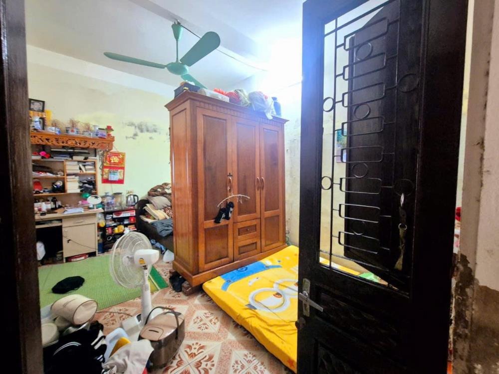 Bán đất tặng nhà Hà Nội: Lô góc đẹp, 30m2, MT 4.2m, gần Hồ Linh Quang, Đống Đa