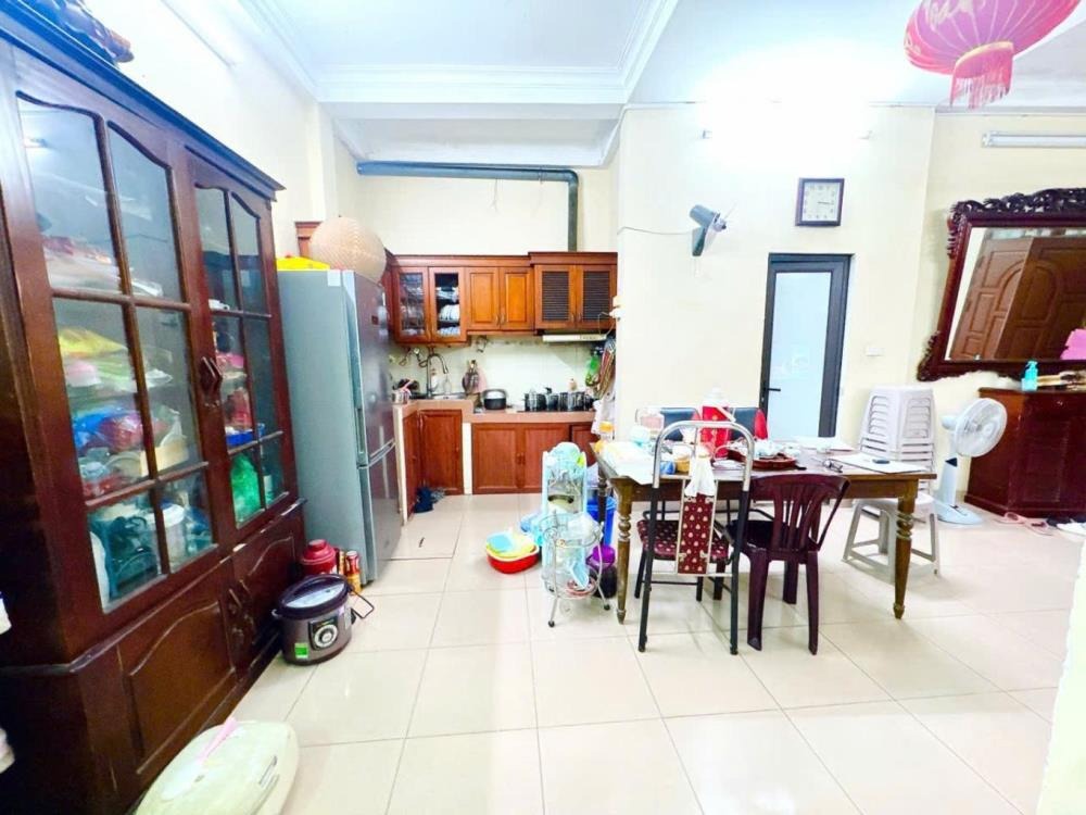 Nhà đẹp Quốc Tử Giám: Lô góc 63m2, 4 tầng, gần ô tô, 2 phút lên Văn Miếu