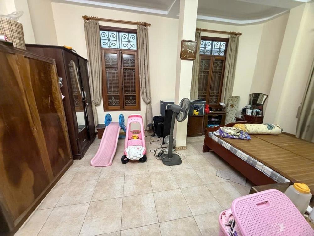 Nhà đẹp Quốc Tử Giám: Lô góc 63m2, 4 tầng, gần ô tô, 2 phút lên Văn Miếu