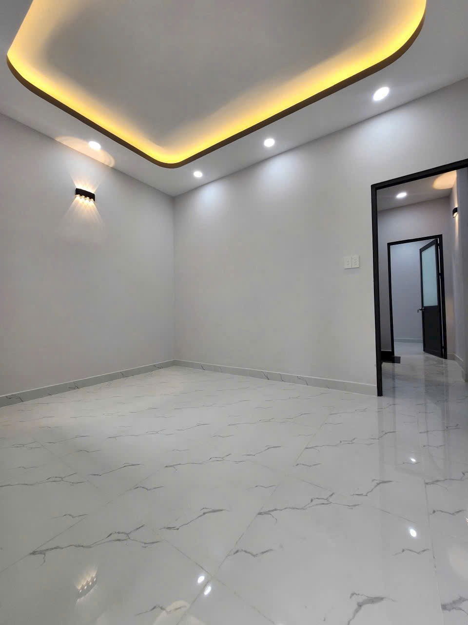 Bán Gấp Nhà Đẹp Tân Phú: Hẻm 3m, 1 Trệt 1 Lầu, Giá 4.2 Tỷ