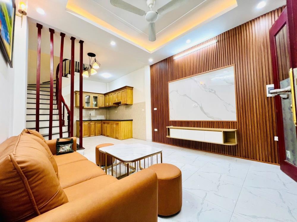 Bán nhà 5 tầng Hà Đông - Vị trí đắc địa, Giá Tốt - 0979181188
