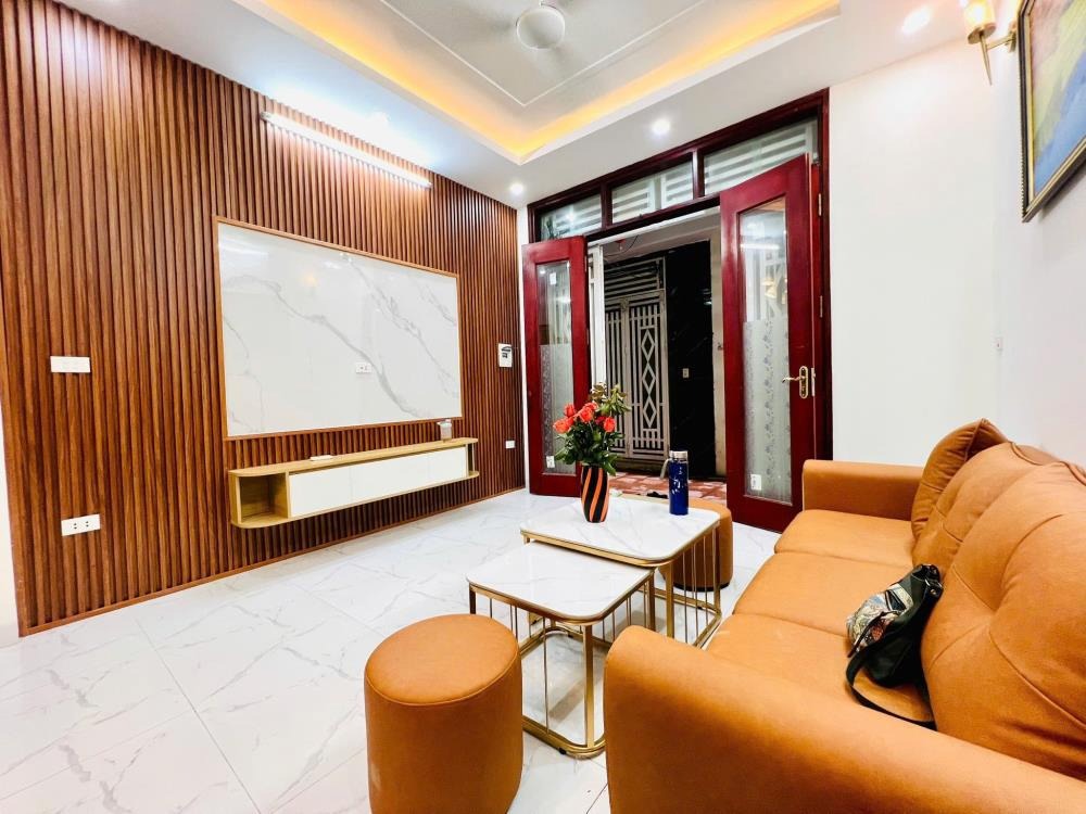 Bán nhà 5 tầng Hà Đông - Vị trí đắc địa, Giá Tốt - 0979181188