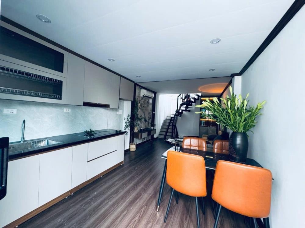Nhà Thái Hà - Đống Đa - Hà Nội: Vị trí VIP, Ô Tô Đỗ Cửa, Kinh Doanh Đỉnh Cao