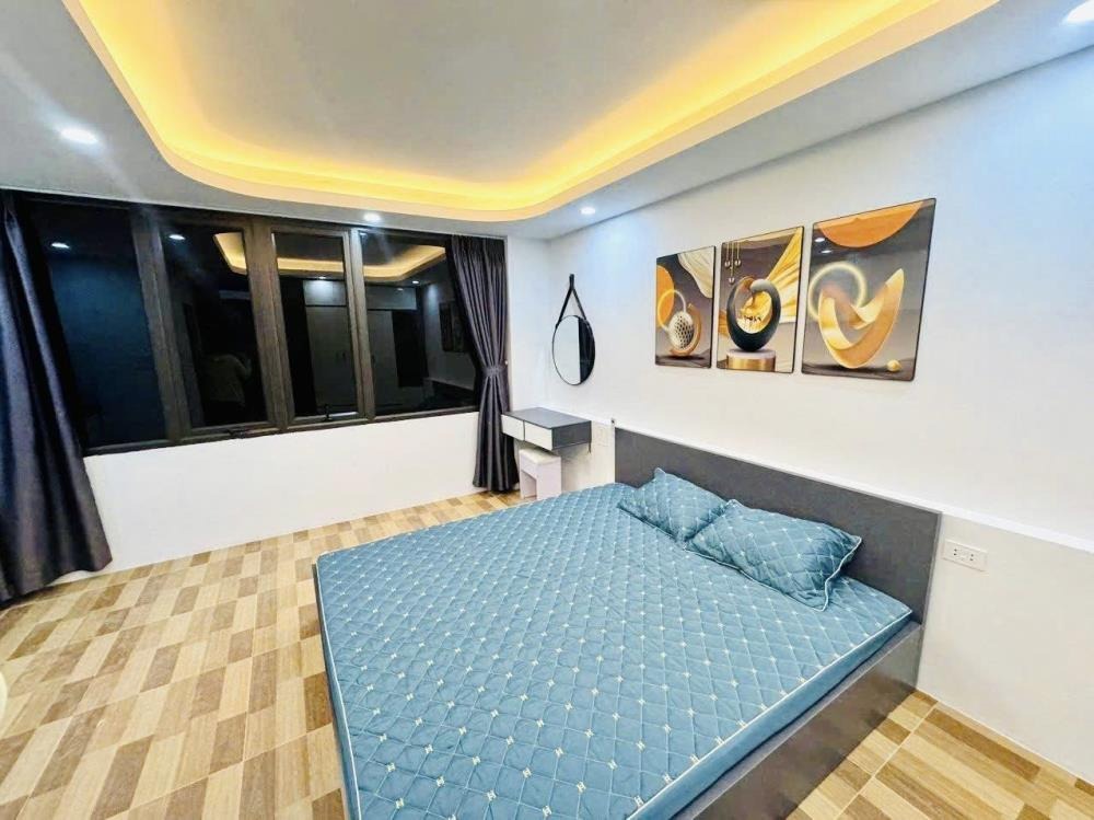 Nhà 8 Phòng Cho Thuê, Vị Trí Vàng Cầu Giấy - Lợi Nhuận 40 Triệu/Tháng