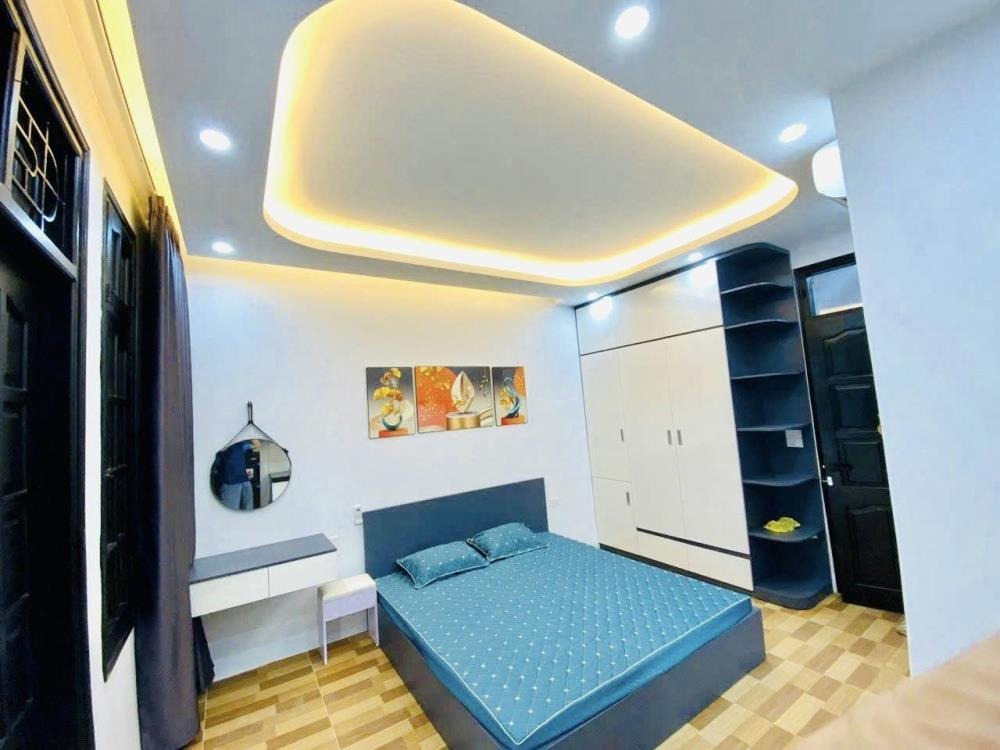 Nhà 8 Phòng Cho Thuê, Vị Trí Vàng Cầu Giấy - Lợi Nhuận 40 Triệu/Tháng