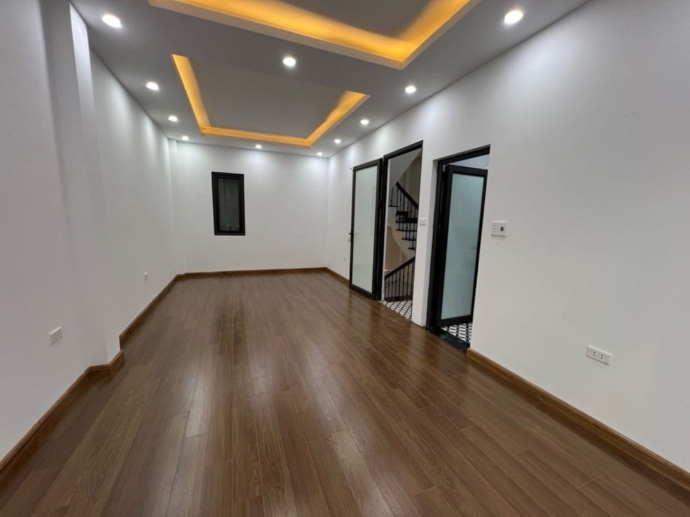 Bán nhà ngọc trục Đại Mỗ - 4 tầng, oto đỗ cửa, giá siêu tốt