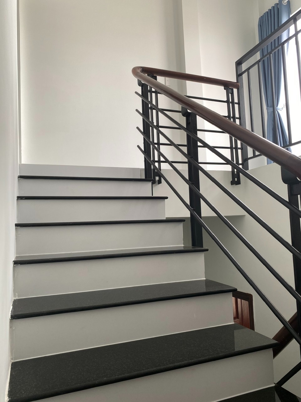 Bán Nhà Quận 7, Huỳnh Tấn Phát - 5.6 Tỷ TL - 1 Trệt 2 Lầu, Pháp Lý Sổ Hồng