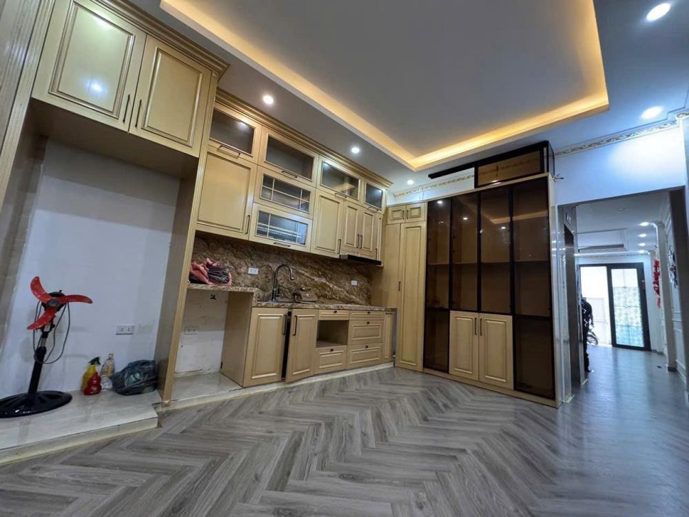 Nhà phố Ngô Thì Sỹ, Hà Đông - 6 Tầng, Thang Máy, Kinh Doanh, Ô Tô Đỗ Cửa