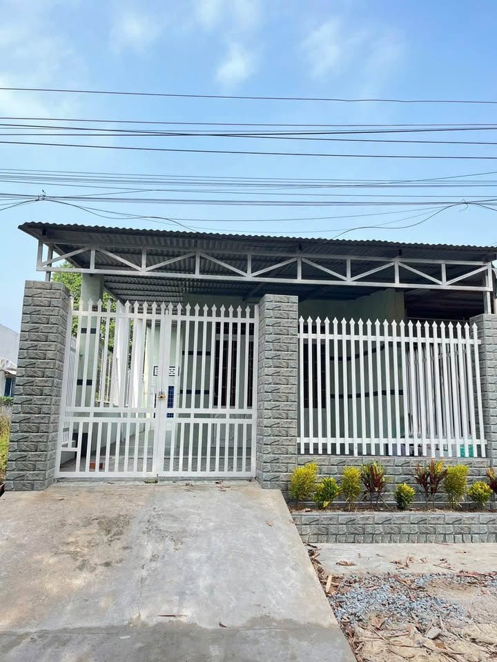 Bán Gấp Căn Nhà 100m2, Sổ Hồng Riêng, Củ Chi - Giá 650tr