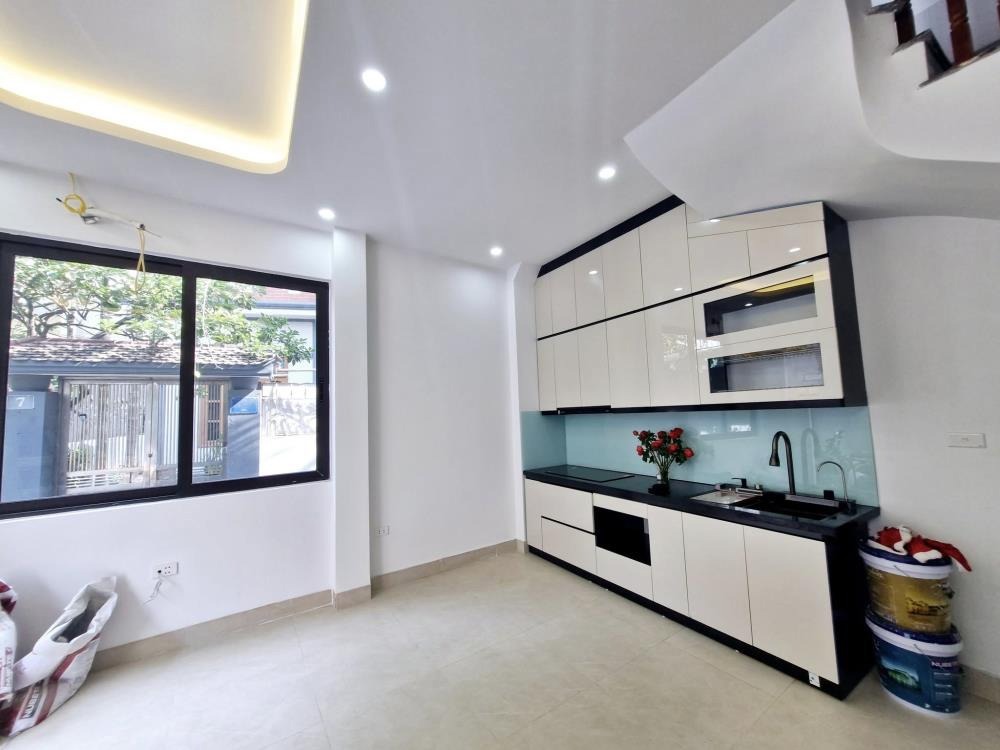 Bán nhà Phan Đình Giót, Hà Đông - 40m2 x 5 tầng, lô góc, ô tô đỗ cửa - 7.7 tỷ