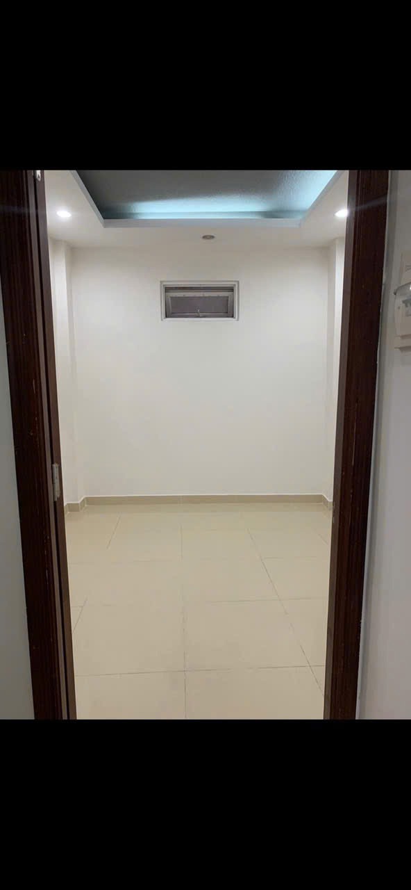 Bán nhà/Cho thuê Quận 1: Nhà đẹp, vị trí trung tâm, tiện ích đầy đủ