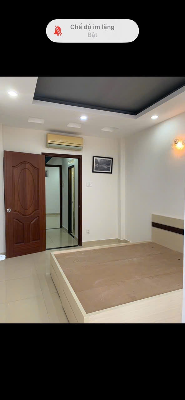 Bán nhà/Cho thuê Quận 1: Nhà đẹp, vị trí trung tâm, tiện ích đầy đủ