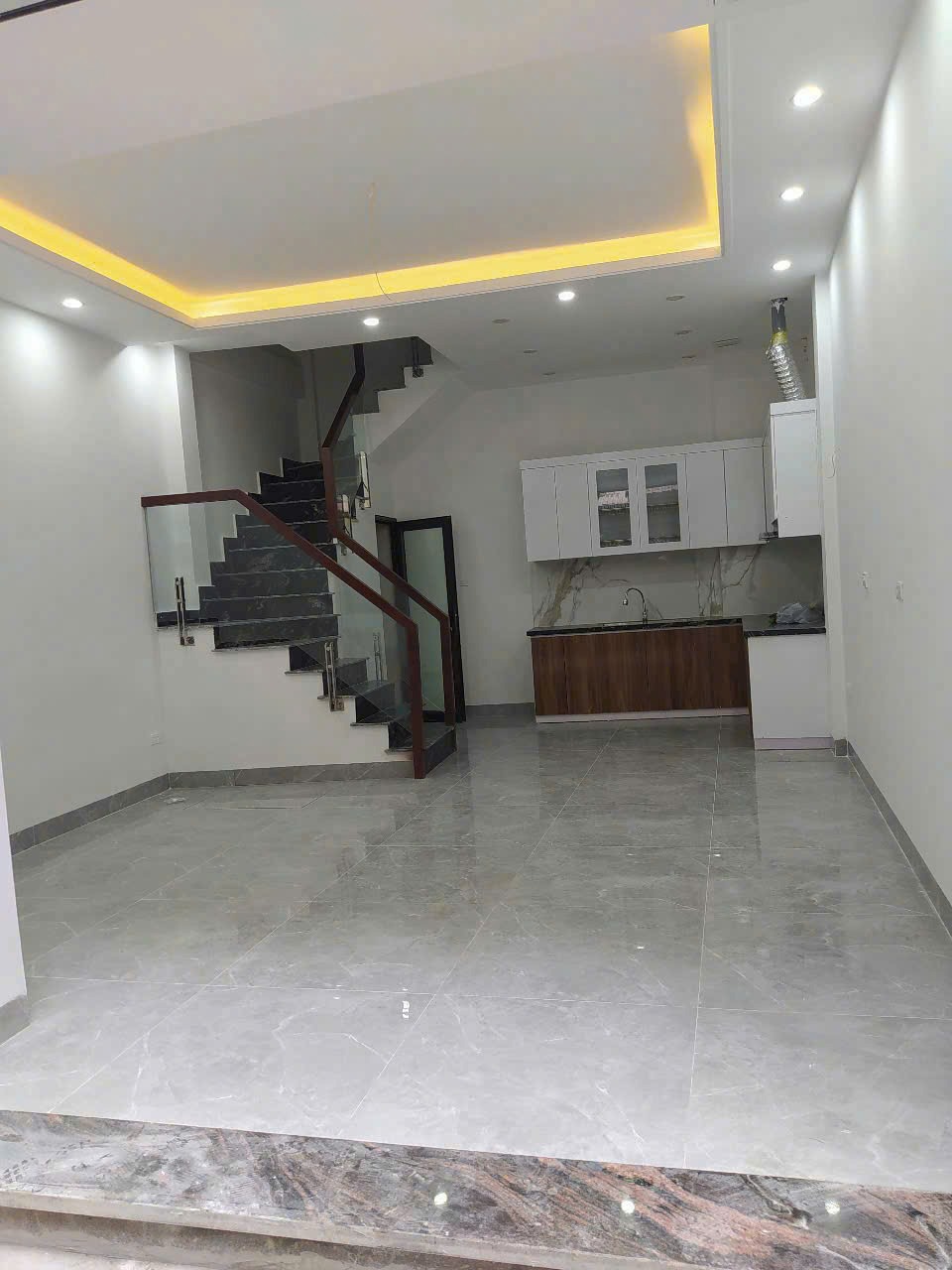 Bán nhà Hồ Tùng Mậu, Bắc Từ Liêm: 35m², 5 Tầng, Giá 7.8 Tỷ