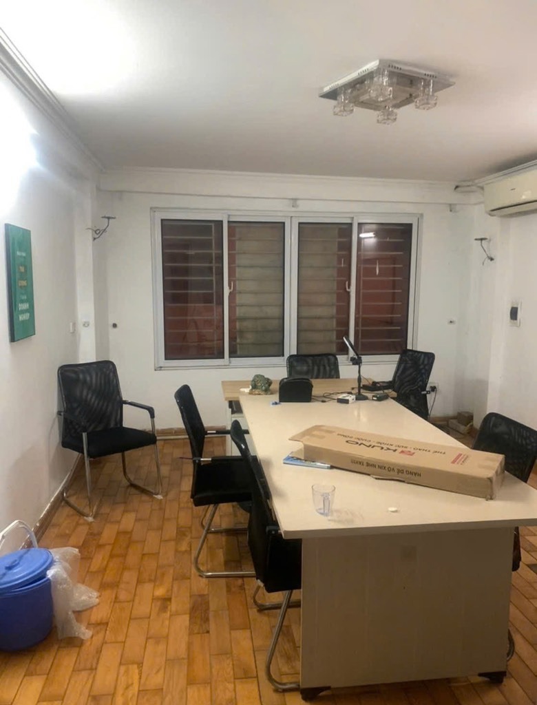 Bán nhà 5 tầng gần đường Văn Tiến Dũng: 32.3m², MT 4m, Giá 7.85 tỷ