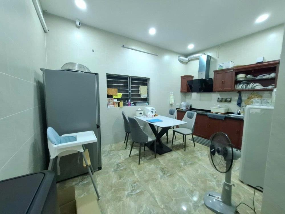Nhà Phân Lô Ô Tô Cầu Giấy - Vị Trí Đắc Địa - Giá Tốt