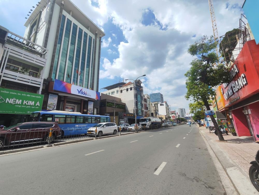 Siêu phẩm đầu tư Quận Phú Nhuận: Vị trí đắc địa, kinh doanh sầm uất, gần sân bay