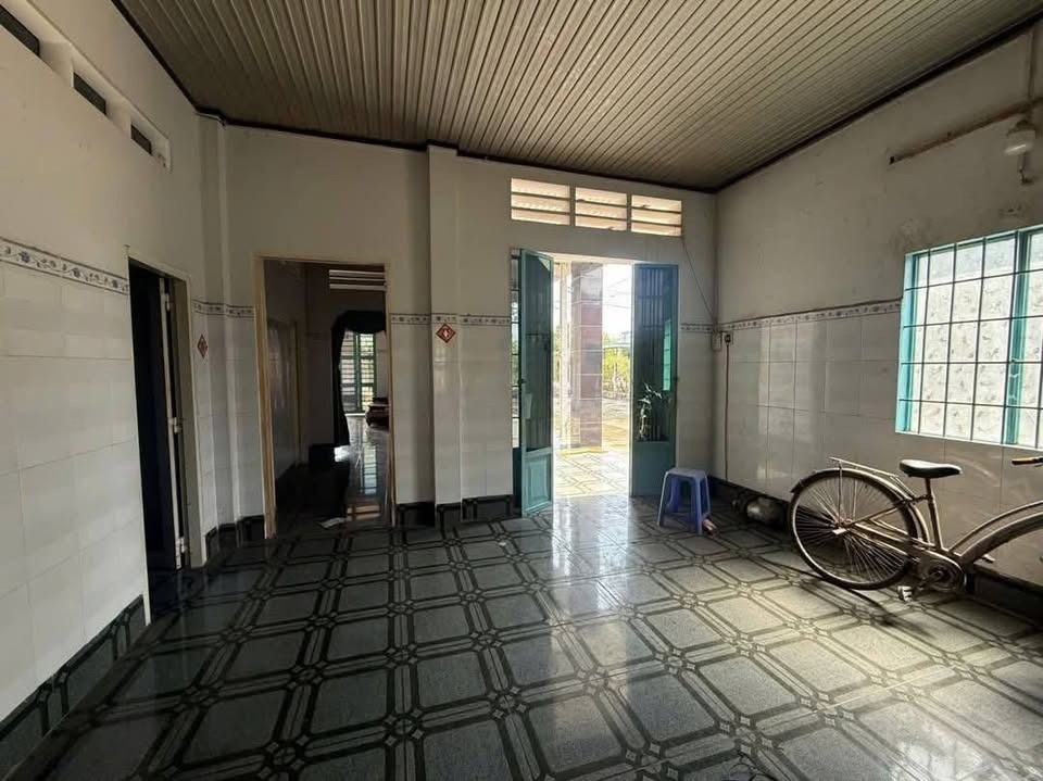 Bán Gấp Căn Nhà Củ Chi 150m2, SHR, Giá 645 Triệu - Nguyễn Thị Quá, Phước Thạnh