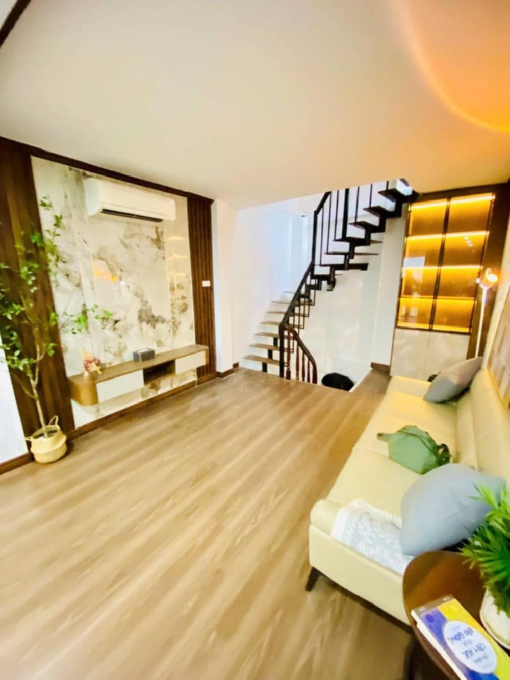 Bán Nhà Phố Thái Hà 6 Tầng, Full Nội Thất, Kinh Doanh Đỉnh Cao