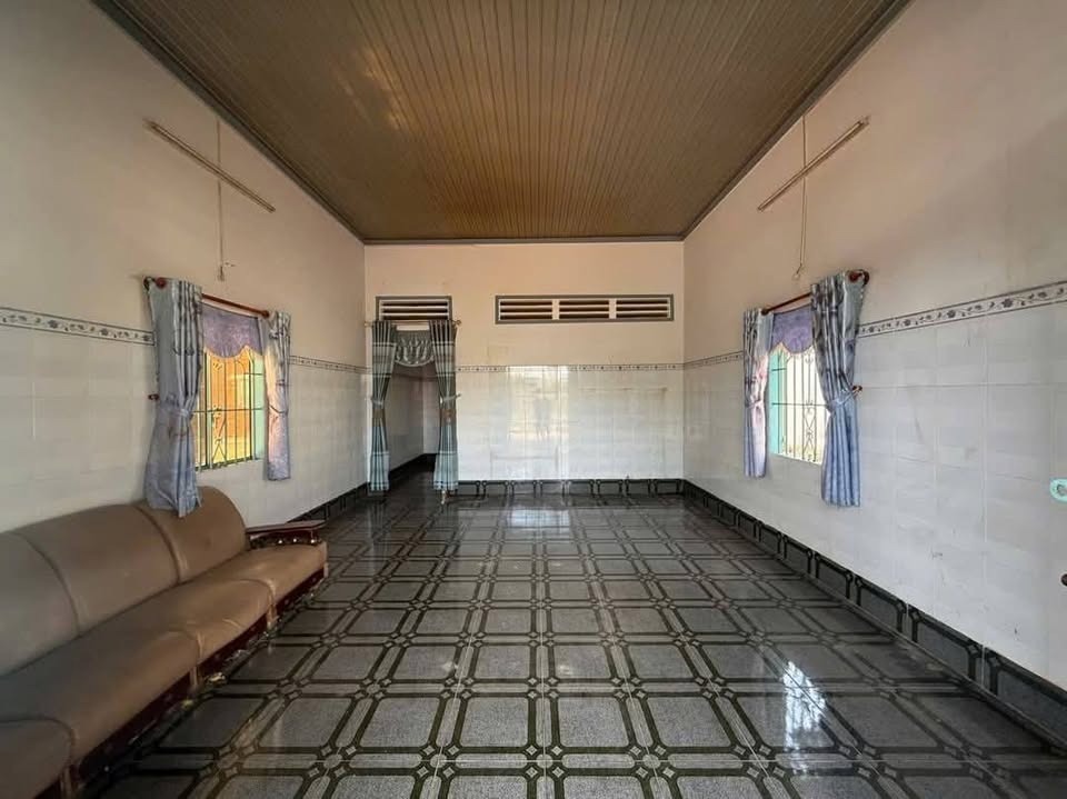 Bán Gấp Căn Nhà Củ Chi 150m2, SHR, Giá 645 Triệu - Nguyễn Thị Quá, Phước Thạnh