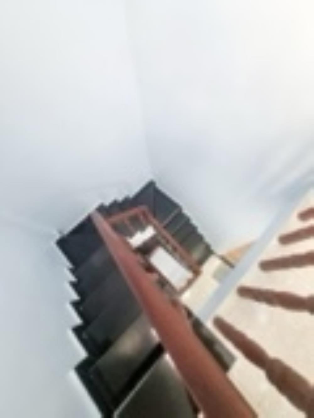 🏡 Nhà Q7 - Vị trí đắc địa, Giá chỉ 3 tỷ - 2PN, 3 Tầng