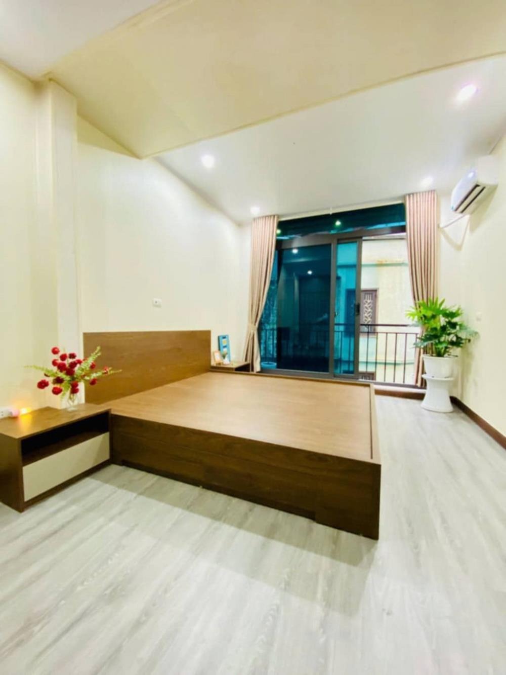 Bán Nhà Phố Thái Hà 6 Tầng, Full Nội Thất, Kinh Doanh Đỉnh Cao