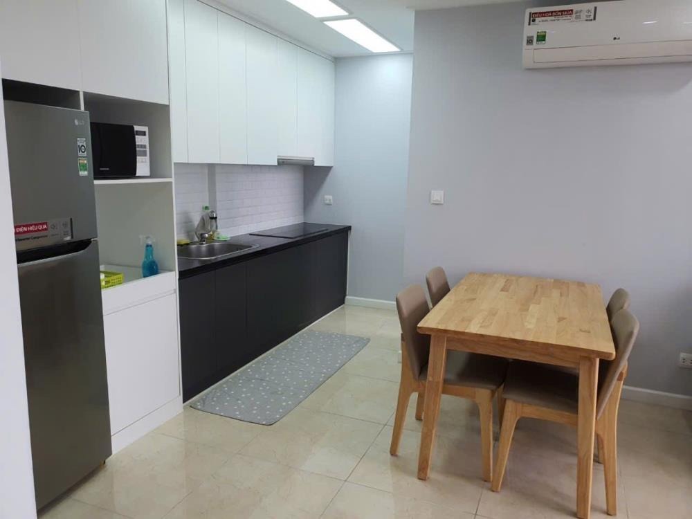 Căn 2 Ngủ VinHomes D’Capitale Tòa C3: Giá Tốt, View Thoáng, Nội Thất Cao Cấp