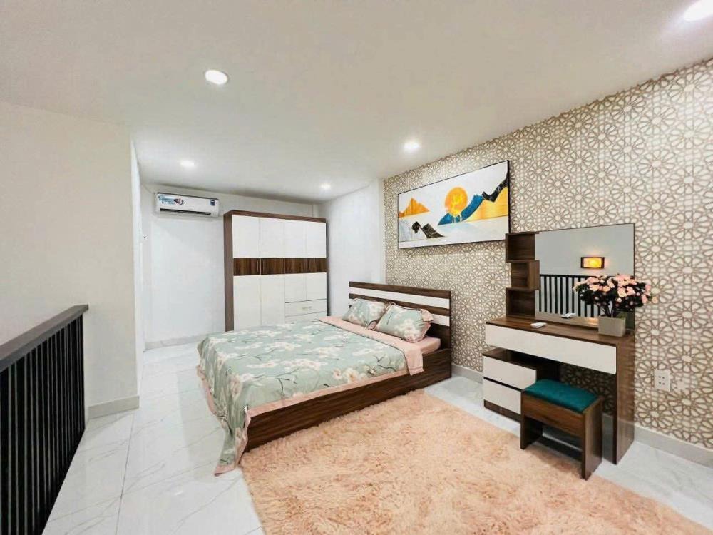 Nhà Xinh Đẹp Full Nội Thất - Vị Trí Đắc Địa - Hỗ Trợ Vay Ngân Hàng