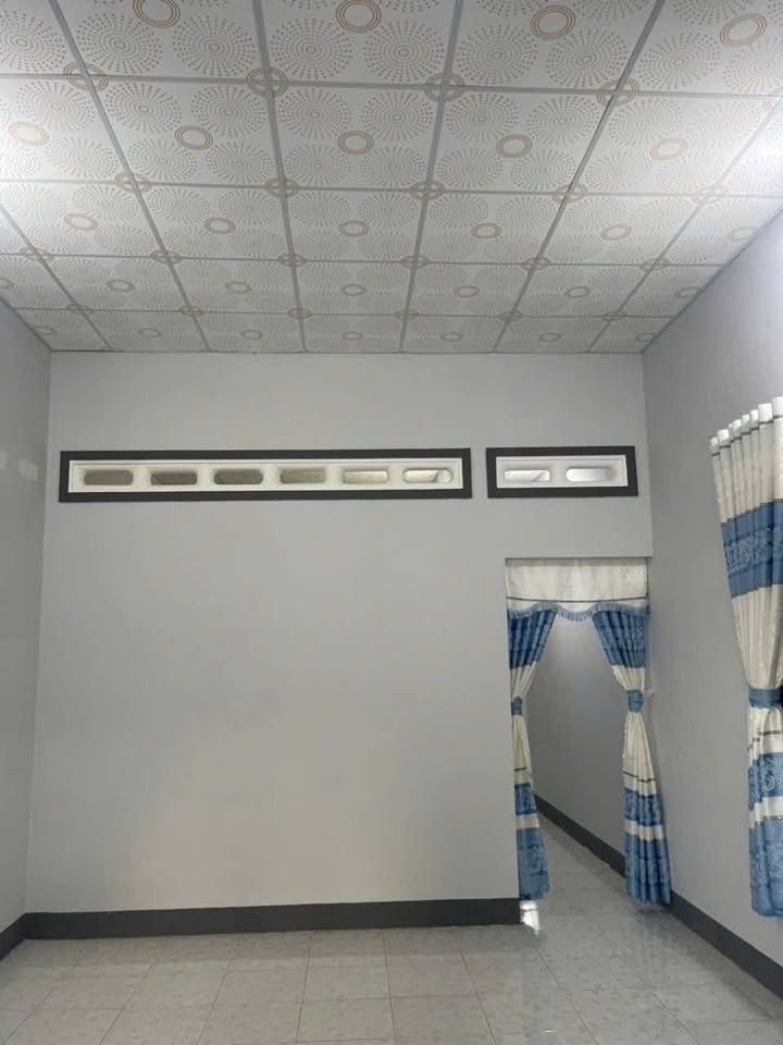 Bán Gấp Căn Nhà 100m2 Gần Chùa Hoằng Pháp, Tân Hiệp - Giá 760tr