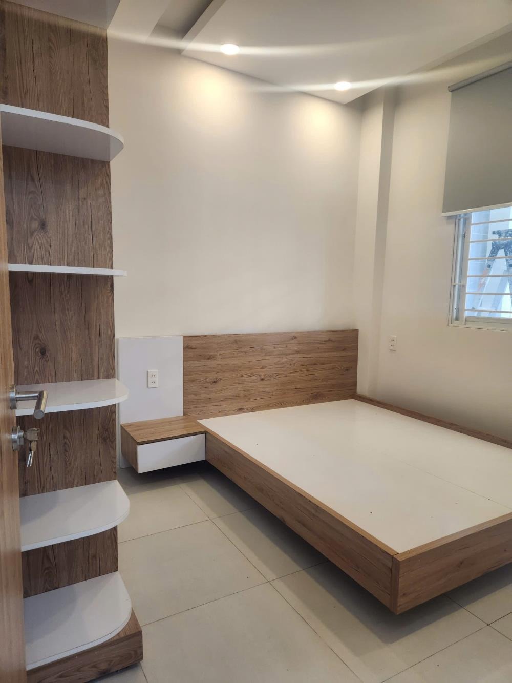 Bán Nhà Mới Ngay Chợ Hiệp Bình - 56m2, Ngang 6m, Ô Tô Đỗ Cửa - Giá 4 Tỷ