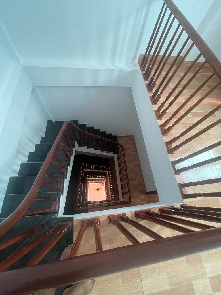 Bán Gấp Nhà Đẹp Đền Lừ 90m2, Mặt Tiền 6m, Giá 40 Tỷ - Có TL