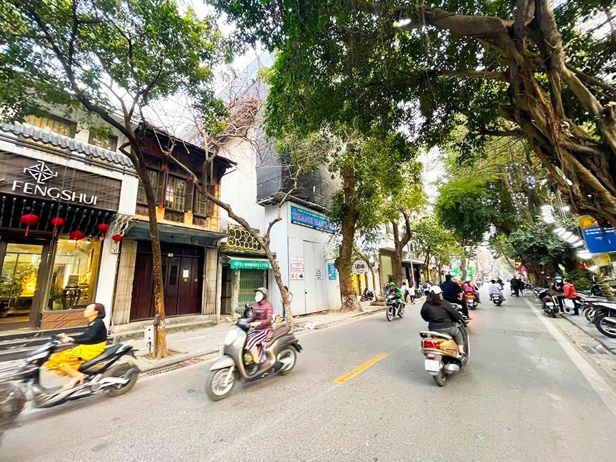 Cực phẩm lô góc 3 thoáng phố cổ Hoàn Kiếm | Kinh doanh, Ô tô, Dòng tiền
