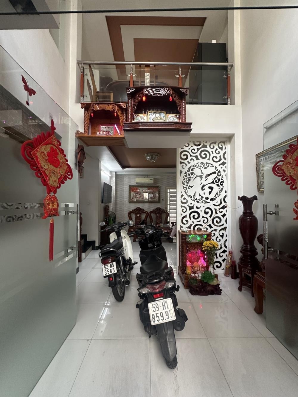 Nhà Quận 6 - 5 Tầng - Hẻm Thông - Giá 4 Tỷ