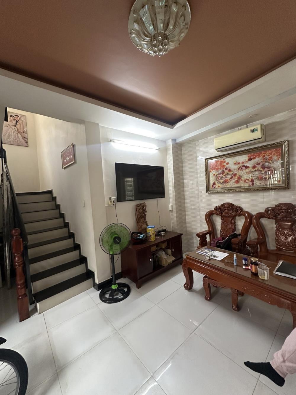 Nhà Quận 6 - 5 Tầng - Hẻm Thông - Giá 4 Tỷ