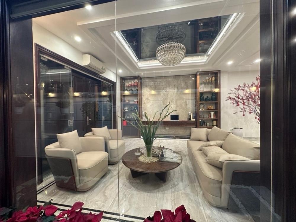 Biệt Thự Phố Đào Tấn, Ba Đình: Lô Góc 3 Thoáng, Nội Thất Châu Âu - Giá 21 Tỷ