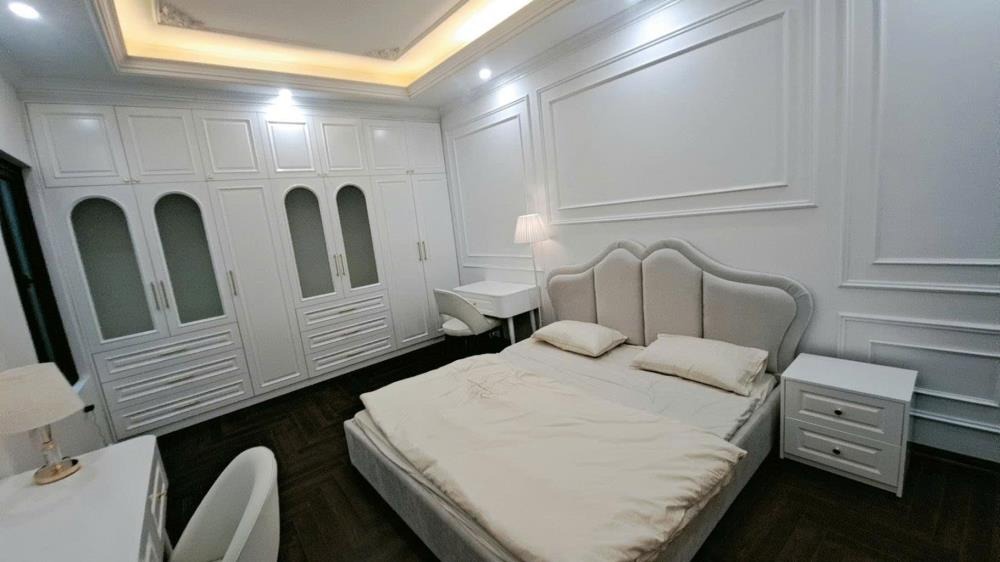 Siêu phẩm Ba Đình - Lô góc 2 thoáng - Full nội thất tân cổ điển