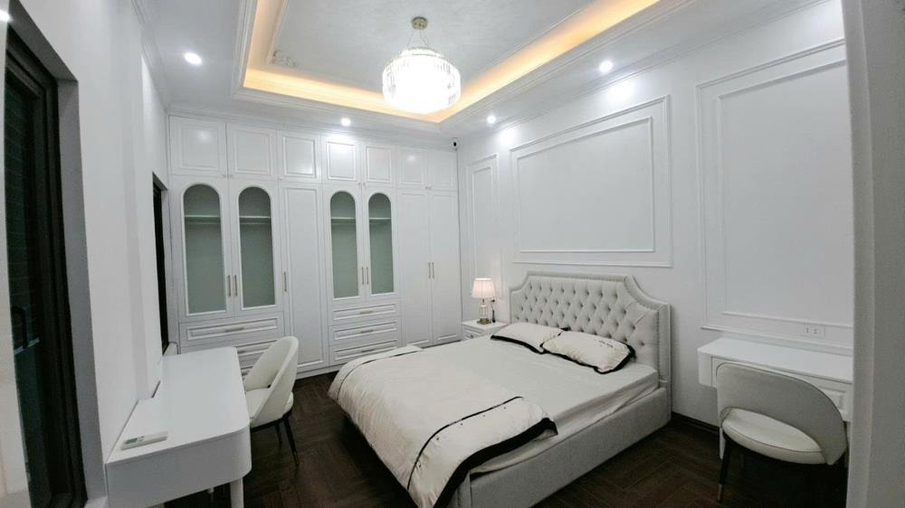 Siêu phẩm Ba Đình - Lô góc 2 thoáng - Full nội thất tân cổ điển