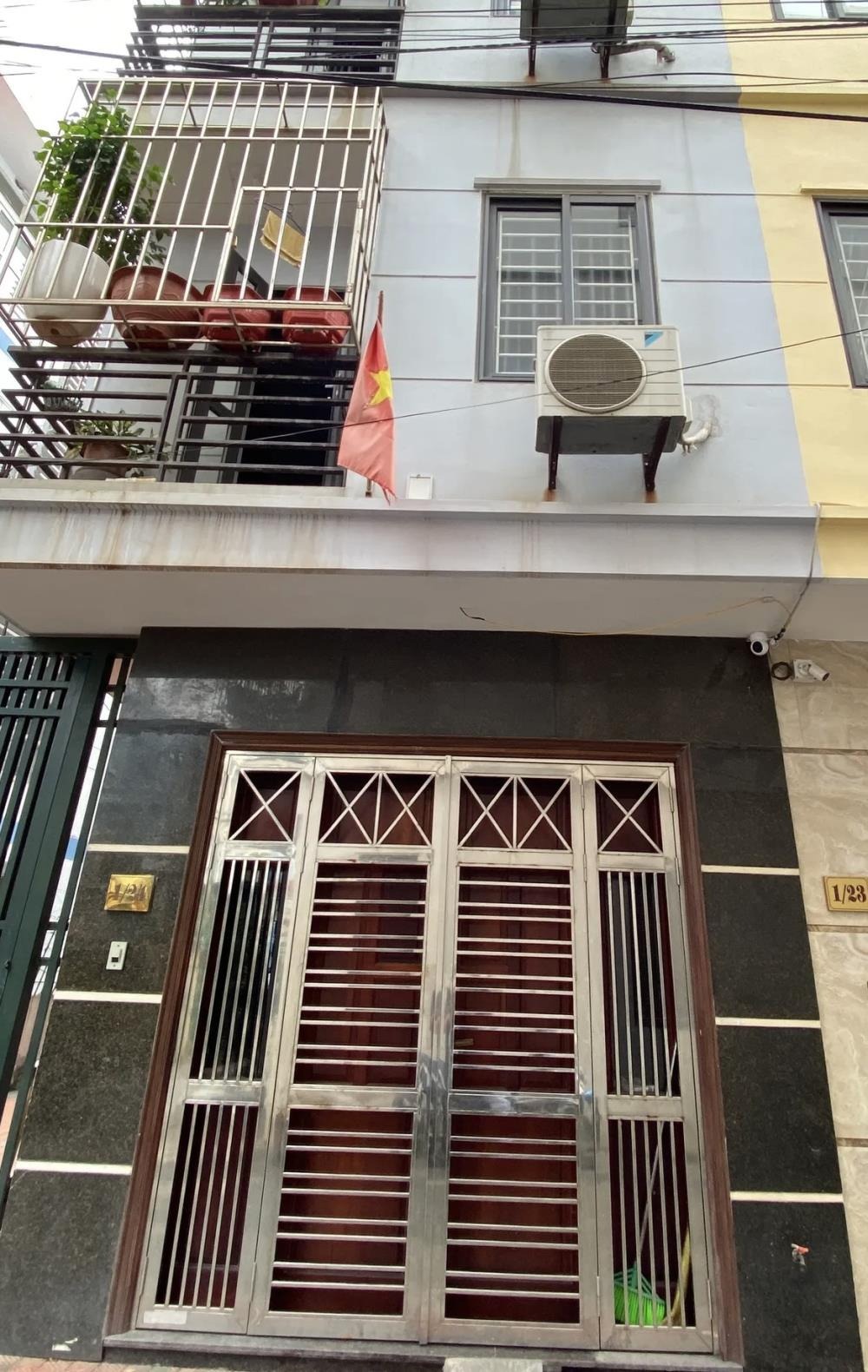 Nhà đẹp Ngọc Thuỵ - Long Biên: Vị trí đắc địa, 4m, rộng rãi, giao thông thuận tiện