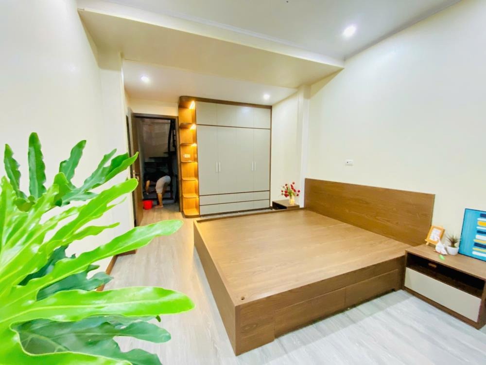 Siêu phẩm Thái Hà: Nhà 6 Tầng, Kinh Doanh Đỉnh, Giá 12.5 Tỷ