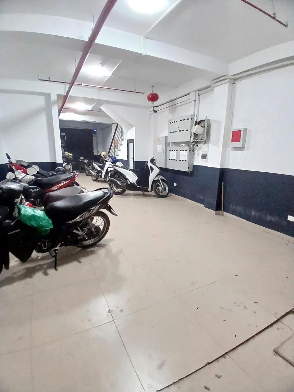 Bán Chung Cư Mini, Nhà Dòng Tiền, Căn Hộ Dịch Vụ Phú Đô - Giá 18.5 tỷ