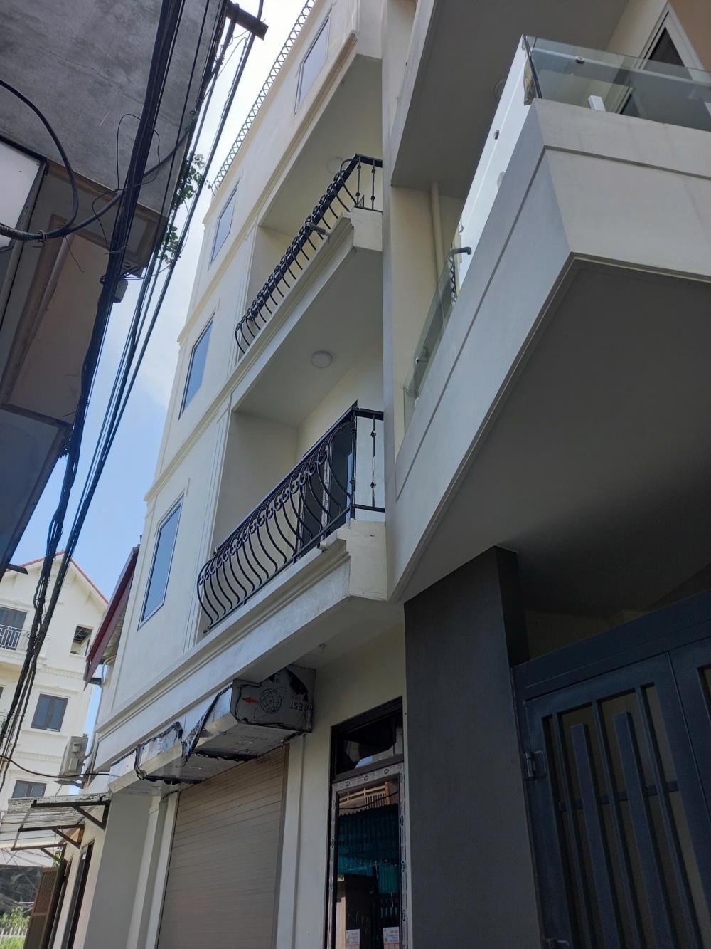 Bán nhà 5 tầng Hoài Đức - 46m2 - Giá 5.15 tỷ - Vị trí đắc địa