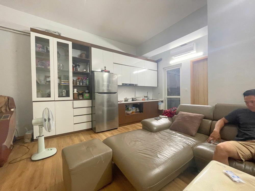 Căn hộ 2PN, 70m2, Nội Thất Đầy Đủ, Cạnh Bể Bơi Thanh Hà - Giá 2.3 tỷ