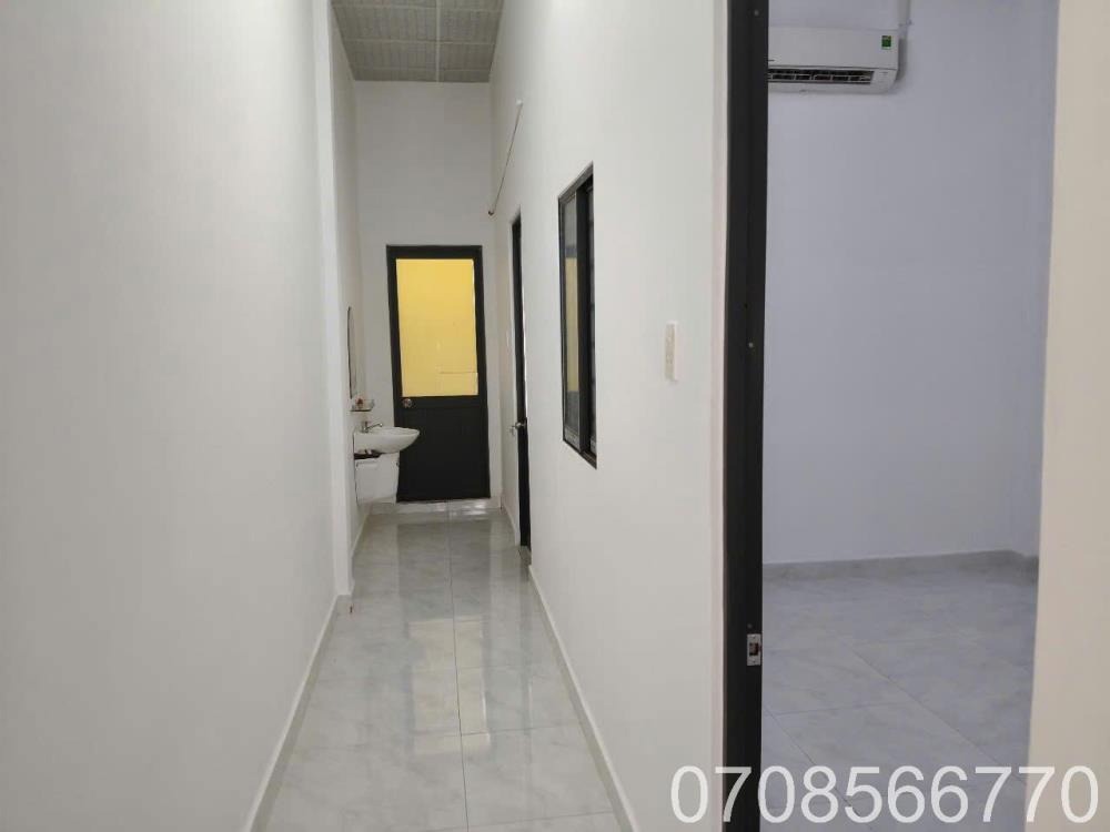 Nhà Gần Bến Xe Miền Tây - Giá Chỉ 740 Triệu - Pháp Lý Rõ Ràng