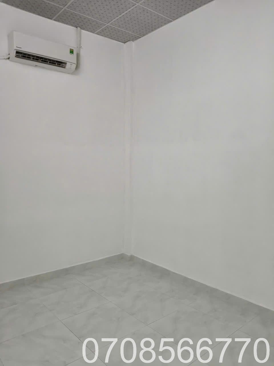 Nhà Gần Bến Xe Miền Tây - Giá Chỉ 740 Triệu - Pháp Lý Rõ Ràng